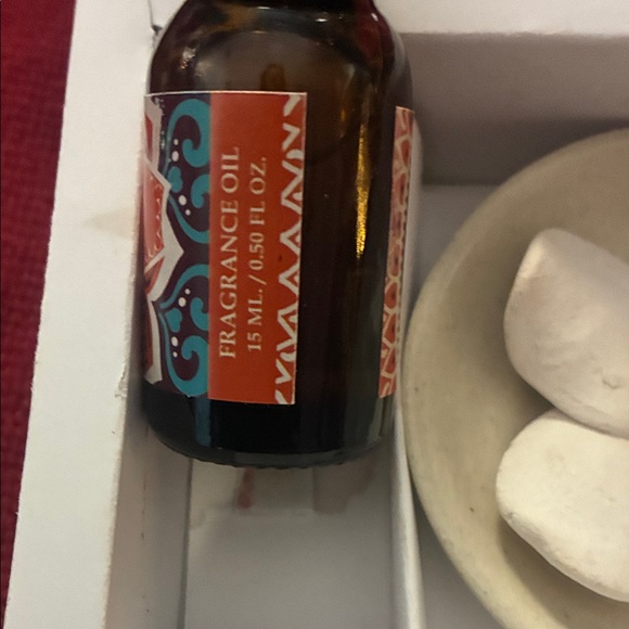 Karma ceramic flower diffuser set - Picture 2 of 5